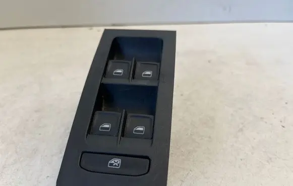 Skoda Octavia Mk3 (5E) Electric window control switch 5E0959857