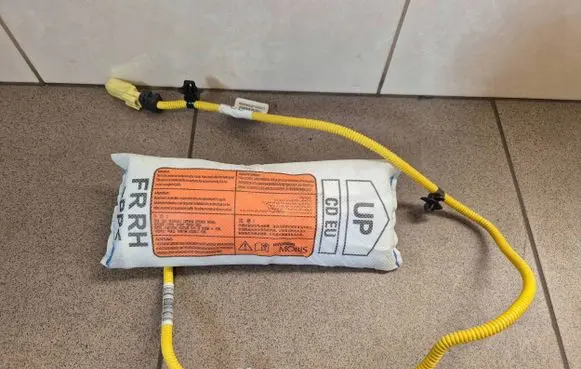 KIA Ceed Seat airbag 80620J7000