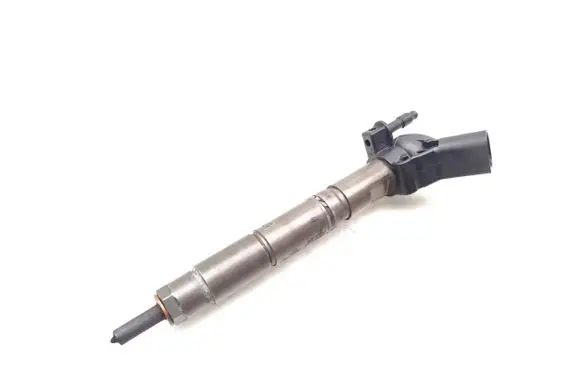 Mercedes-Benz E W211 Fuel injector A6420700587 0445115027
