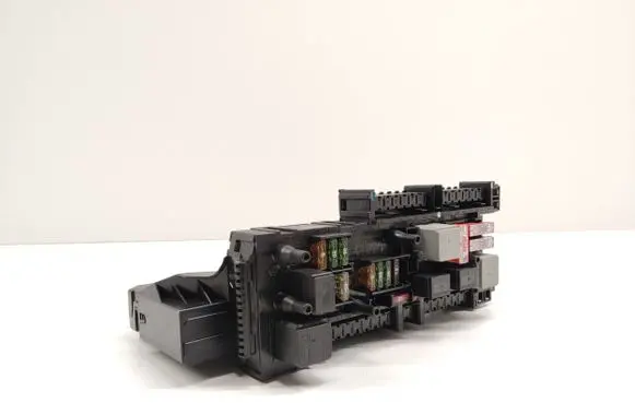 Mercedes-Benz GLK (X204) Fuse module 5DK00922577 2049005301 2045459032