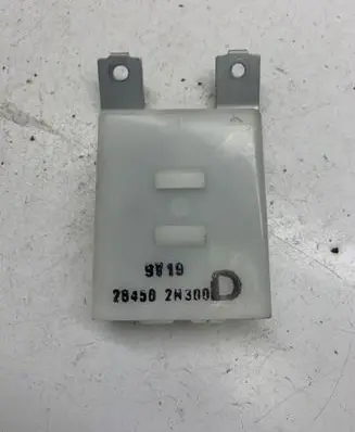 Nissan Almera Other control units/modules 284502N300