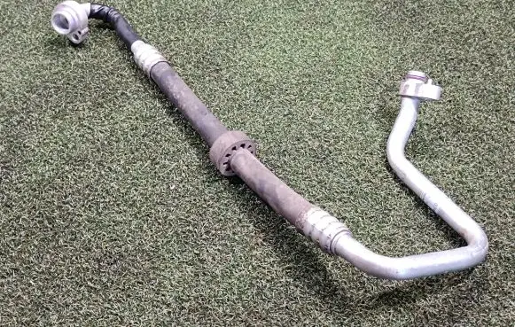 Porsche Cayenne (92A) Air conditioning (A/C) pipe/hose 7P5820744B 7P5820744