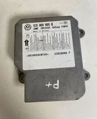 Volkswagen PASSAT B5.5 Airbag control unit/module 1C0909605B 23030806F 0034KD0CT4V