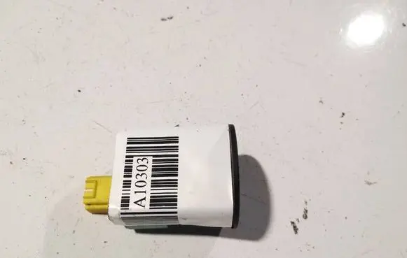 Hyundai Santa Fe Airbag deployment crash/impact sensor