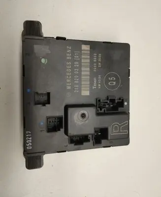 Mercedes-Benz CLS C219 Door control unit/module A2198200326