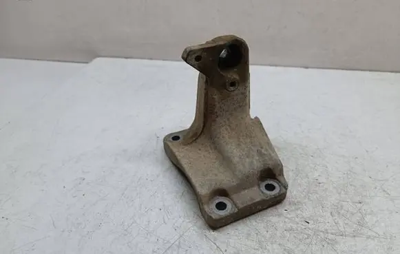 BMW 1 F20 F21 Engine mounting bracket 6788612 22116788612