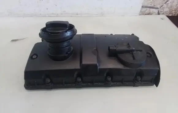 Rocker cam cover