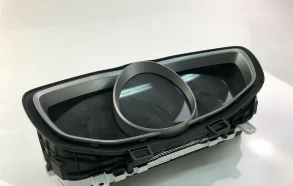 Volvo V40 Speedometer (instrument cluster) 31687372 P 2877