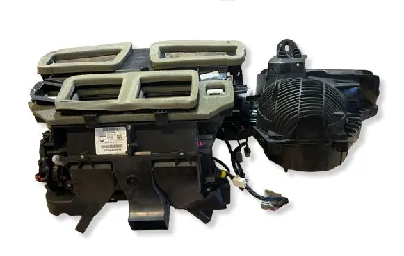 Maserati Ghibli Interior heater climate box assembly 670036838