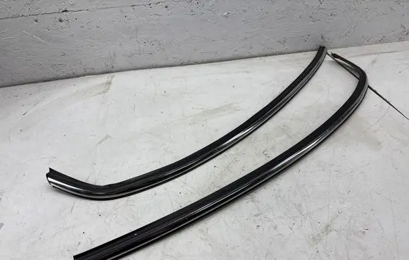 Mini One - Cooper R50 - 53 Windshield trim 