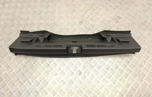 Opel Crossland X Tailgate/boot lid lock trim 39163869