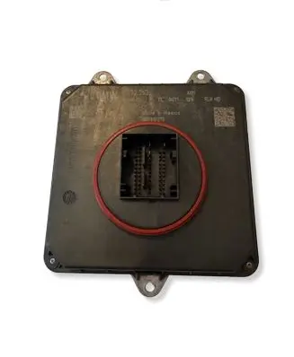 BMW X3 G01 LED ballast control module 7472763