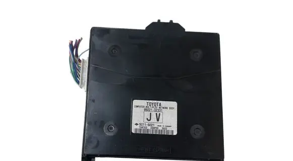 Toyota Auris E180 Other control units/modules 8922102331 TA4163 50119221
