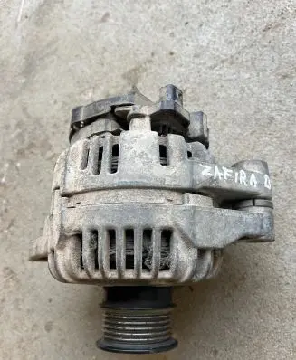 Opel Zafira B Generator/alternator