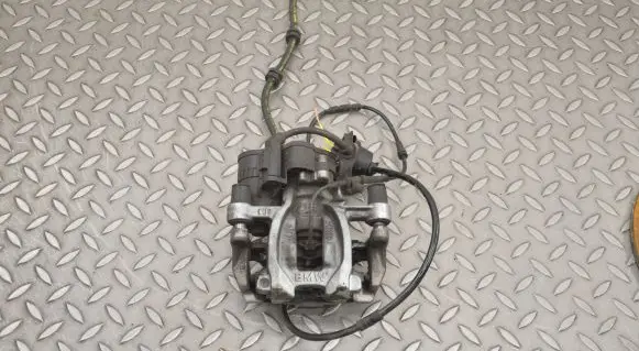 BMW 2 F44 Rear brake caliper 1543680