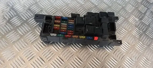 Volvo S60 Fuse box set 518323324