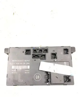 Mercedes-Benz E W211 Door control unit/module 2118200526 356803