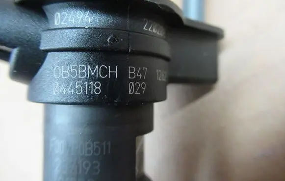 BMW 1 F40 Fuel injector 0445118029