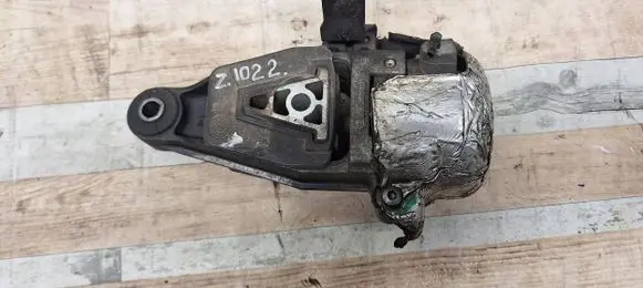 Citroen C5 Engine mount bracket