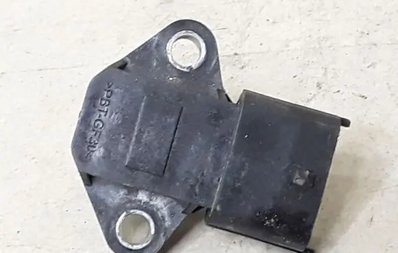 Hyundai Santa Fe Air pressure sensor 1317818F
