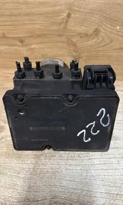 Volvo S60 ABS Pump 8671222 P08671221