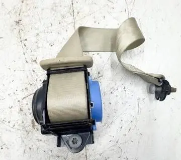 Ford Fusion II Rear seatbelt DG93F611B68AF