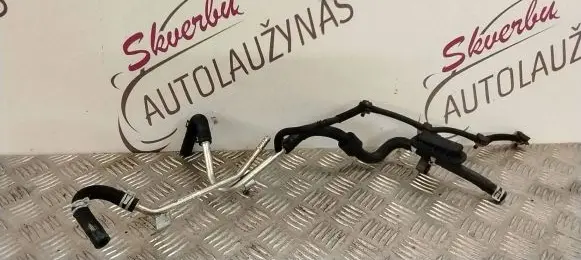 Audi A3 S3 8V Fuel return line/hose 04L201360M L25657LA