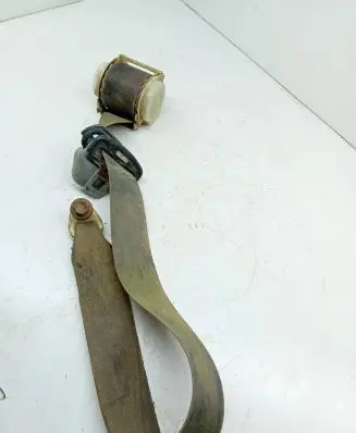 Suzuki Samurai Front seatbelt 535622402