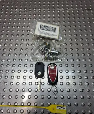 Alfa Romeo Giulietta Ignition lock 71775155
