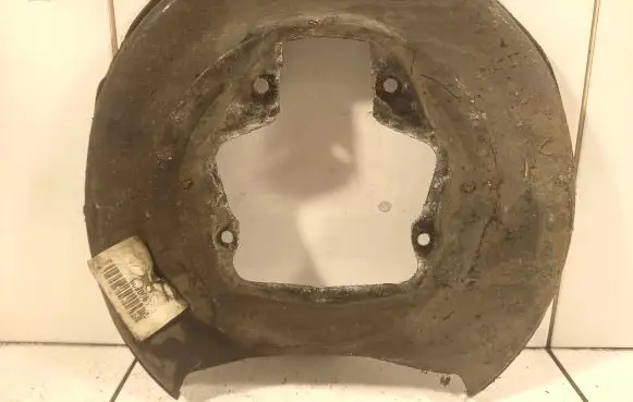 Volvo V70 Rear brake disc plate dust cover P89960809