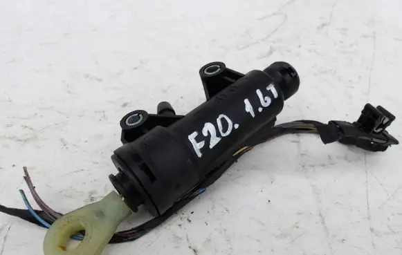 BMW 1 F20 F21 Clutch master cylinder 6773670