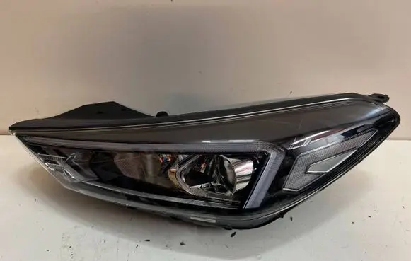 Hyundai Tucson TL Headlight/headlamp D792121A30 D792111A10 92101D7600