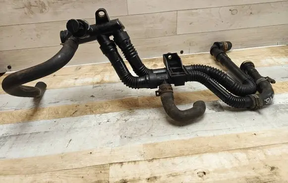 Ford Fiesta Engine coolant pipe/hose 00028100 00028101 9641522280