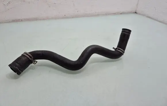 Volvo V50 Engine coolant pipe/hose 