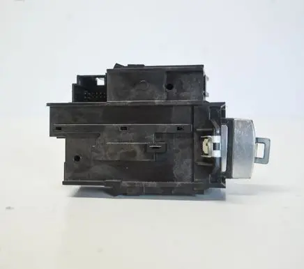 Volkswagen PASSAT B6 Ignition lock 3C0905843Q