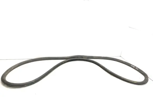 Opel Astra J Front door rubber seal 13259929