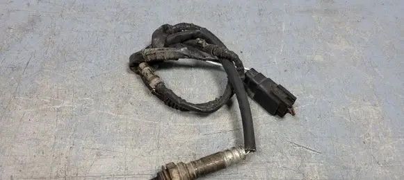 Volkswagen PASSAT B5 Lambda probe sensor 06B906265B