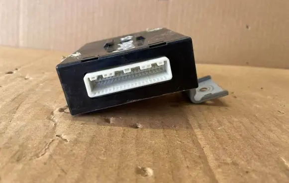 Mitsubishi Grandis Other control units/modules 285E0EB32B 285E0EB