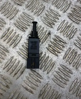 Volkswagen Golf IV Brake pedal sensor switch 1H0MW0 927189D