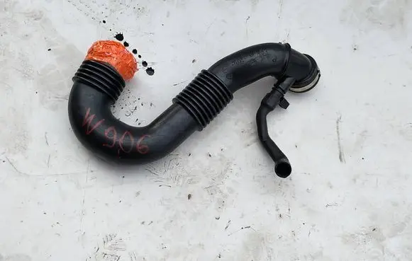 Mercedes-Benz Sprinter W906 Air intake hose/pipe A9065280224