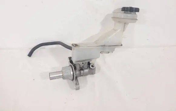 Renault Koleos I Master brake cylinder JG20B8328B 8328B