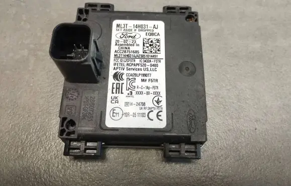 Volkswagen Amarok II Blind spot module ACC28751685 ML3T14H031AJ