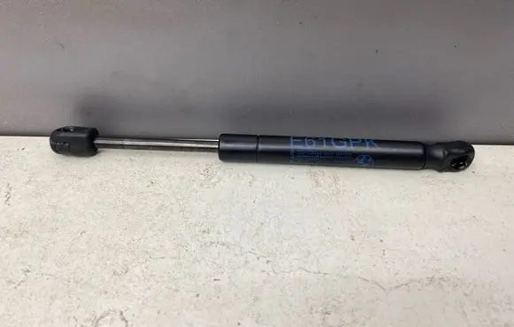 BMW 5 E60 E61 Tailgate/trunk strut/damper 51477148826 2496U10140N