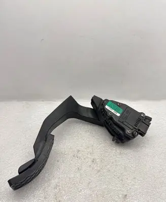 Audi A8 S8 D3 4E Accelerator throttle pedal 4E1723523B