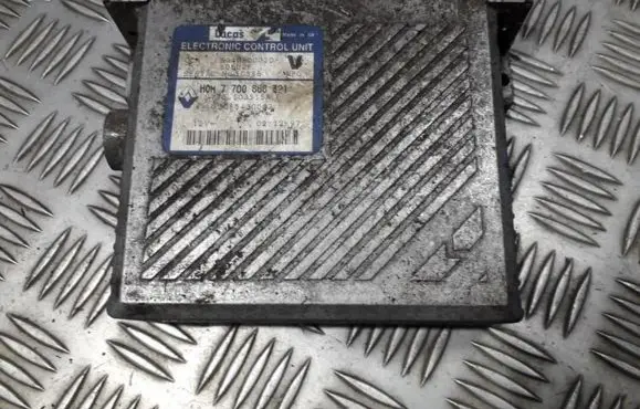 Volvo S40, V40 Engine control unit/module 7700868321 R04080002D