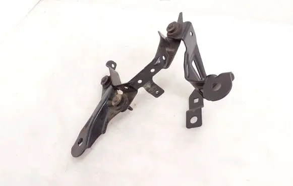 Renault Trafic III (X82) Power steering pump mounting bracket 996943370R 453778 996947948R