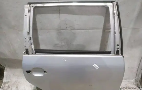 Volkswagen PASSAT B5 Rear door PILKOS
