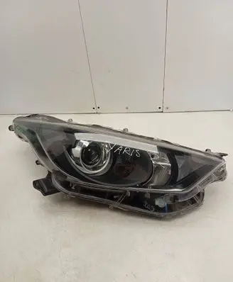 Toyota Yaris XP210 Headlight/headlamp K06E