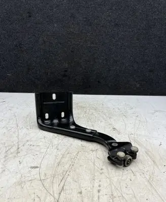 Mercedes-Benz Vito Viano W639 Sliding door lower roller guide/hinge A6397601647 A6397630014 ZGS007