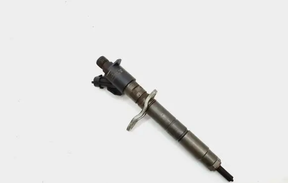 Volvo XC60 Fuel injector 31272690